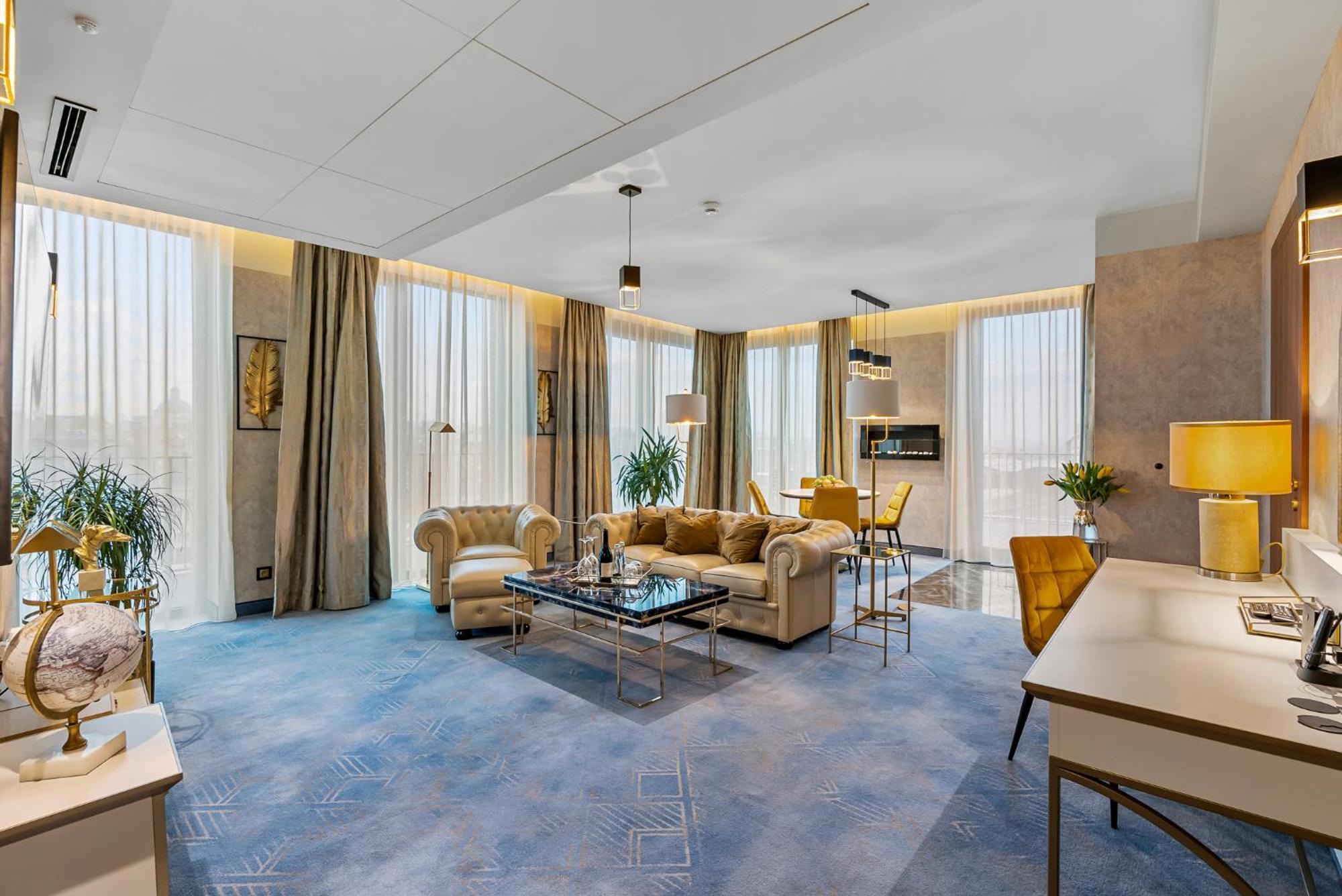 Hotel Diament Plaza Katoviçe Dış mekan fotoğraf