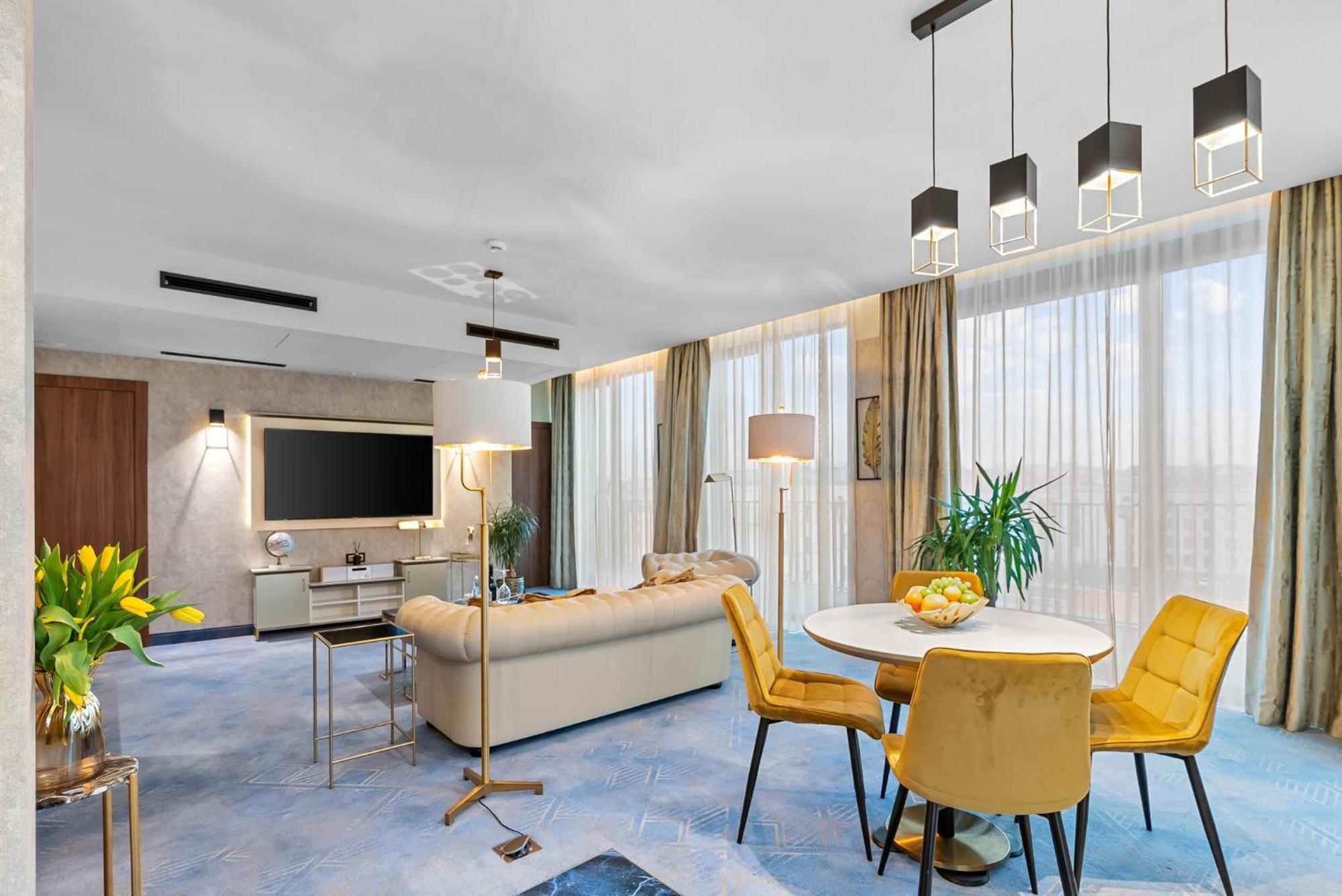 Hotel Diament Plaza Katoviçe Dış mekan fotoğraf
